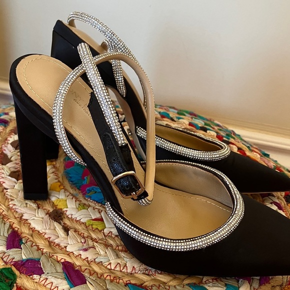 NWT Tony Bianco Emery Black Satin Heels with Silver Sparkling Strap - Picture 4 of 7